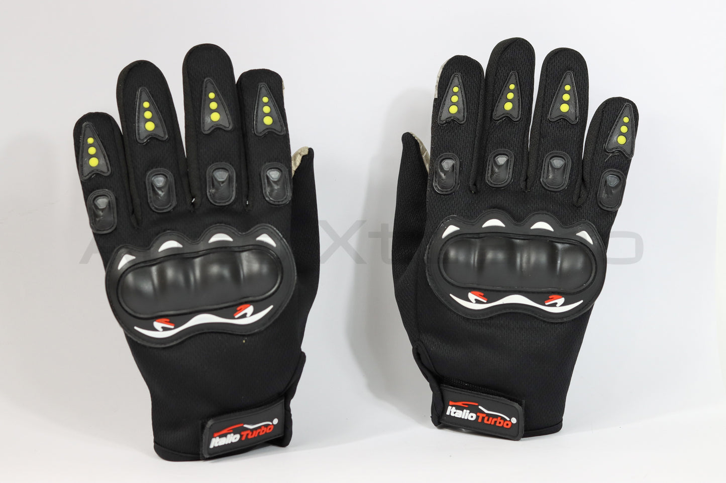 GUANTES CON PROTECCIÓN MOTOCICLISTA